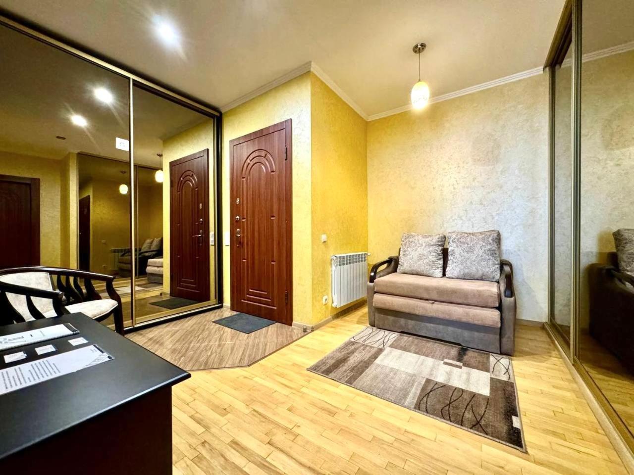 Apartpoltava: Elegant Spacious Apartments near Agrarian University Exterior photo
